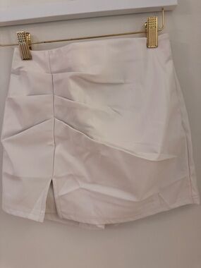 White Faux Leather Mini Skort with Front Seam Detail - Never Worn